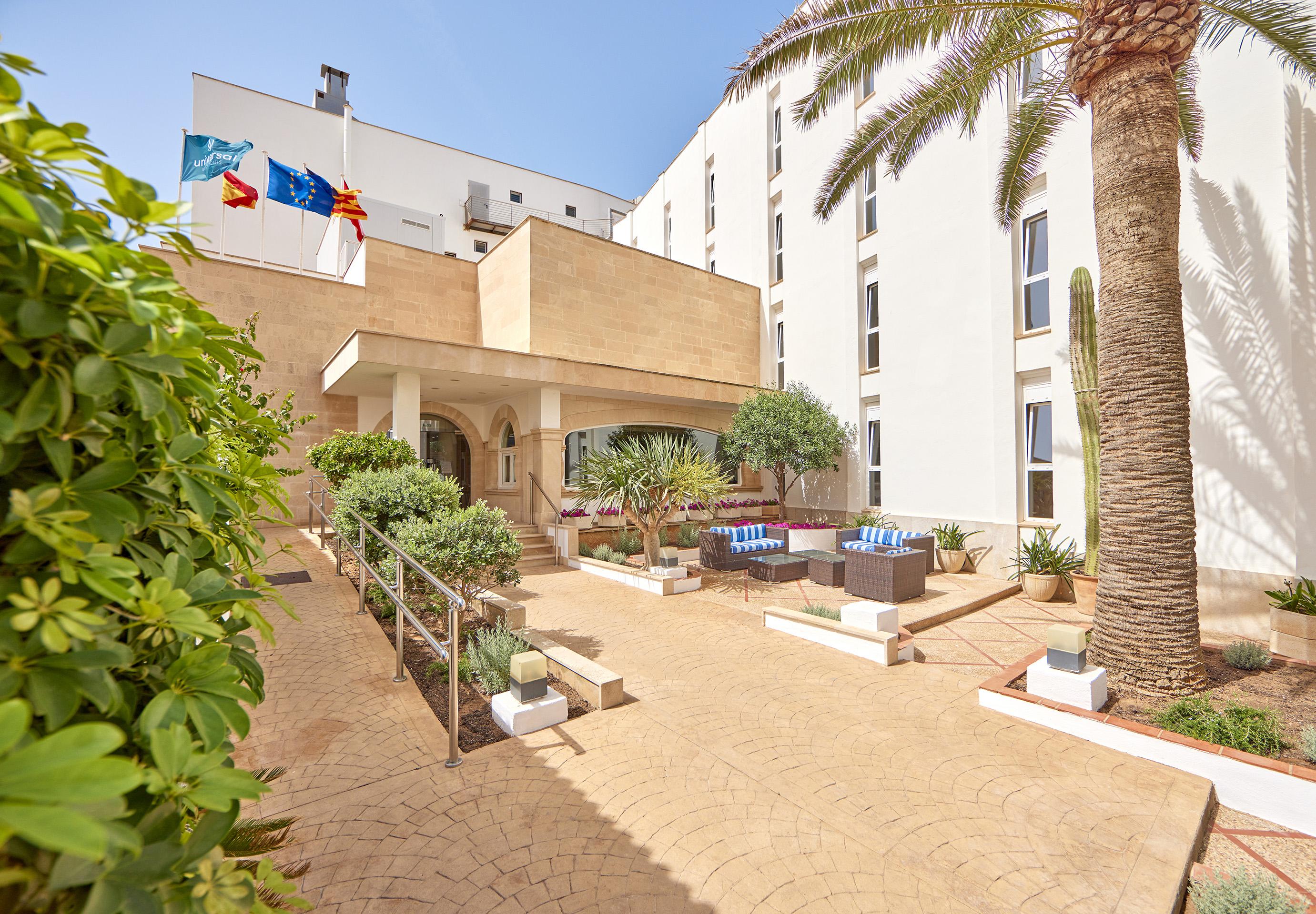 Universal Hotel Cabo Blanco - Adults Only Colonia de Sant Jordi Exterior photo