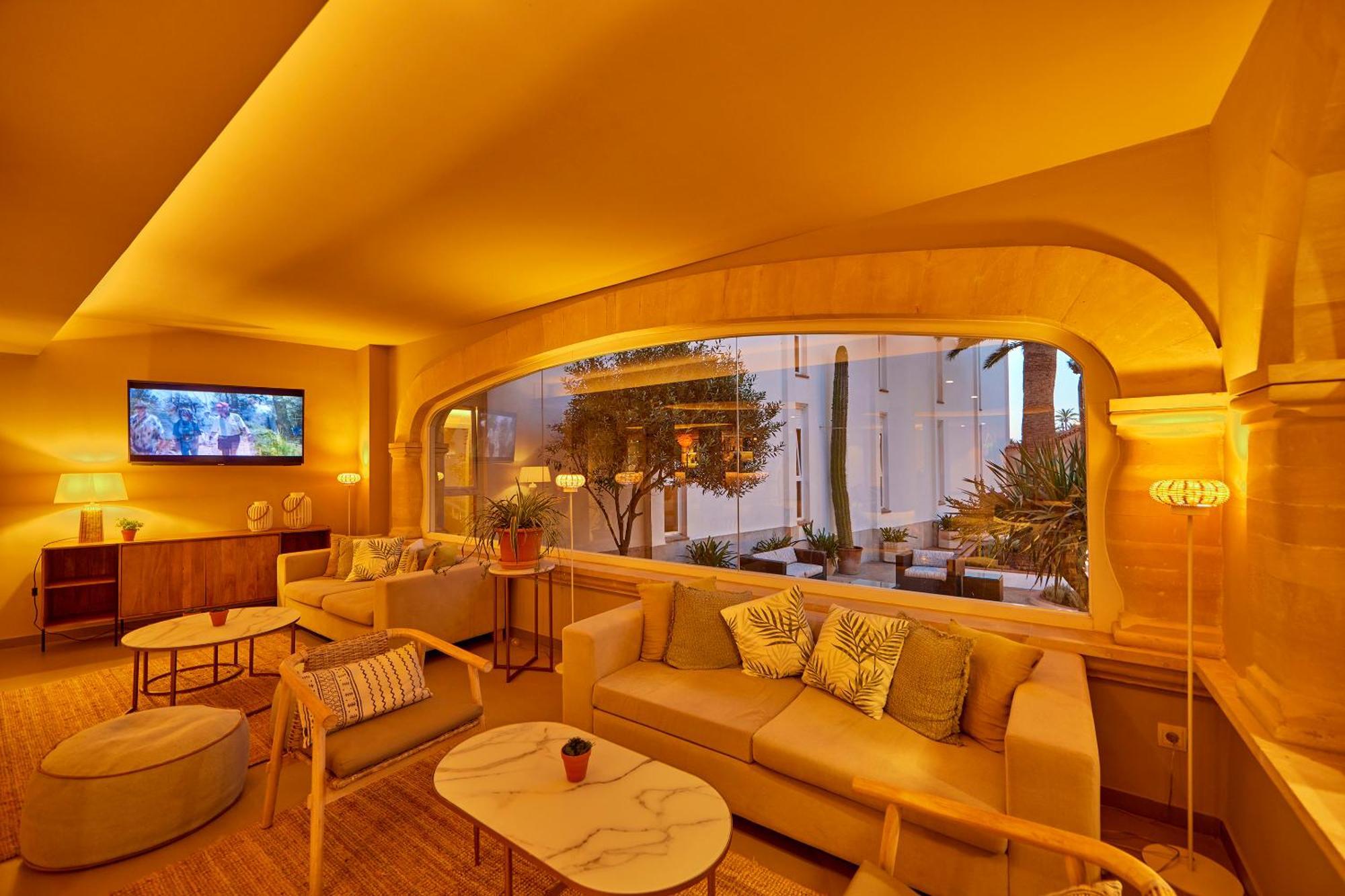 Universal Hotel Cabo Blanco - Adults Only Colonia de Sant Jordi Exterior photo